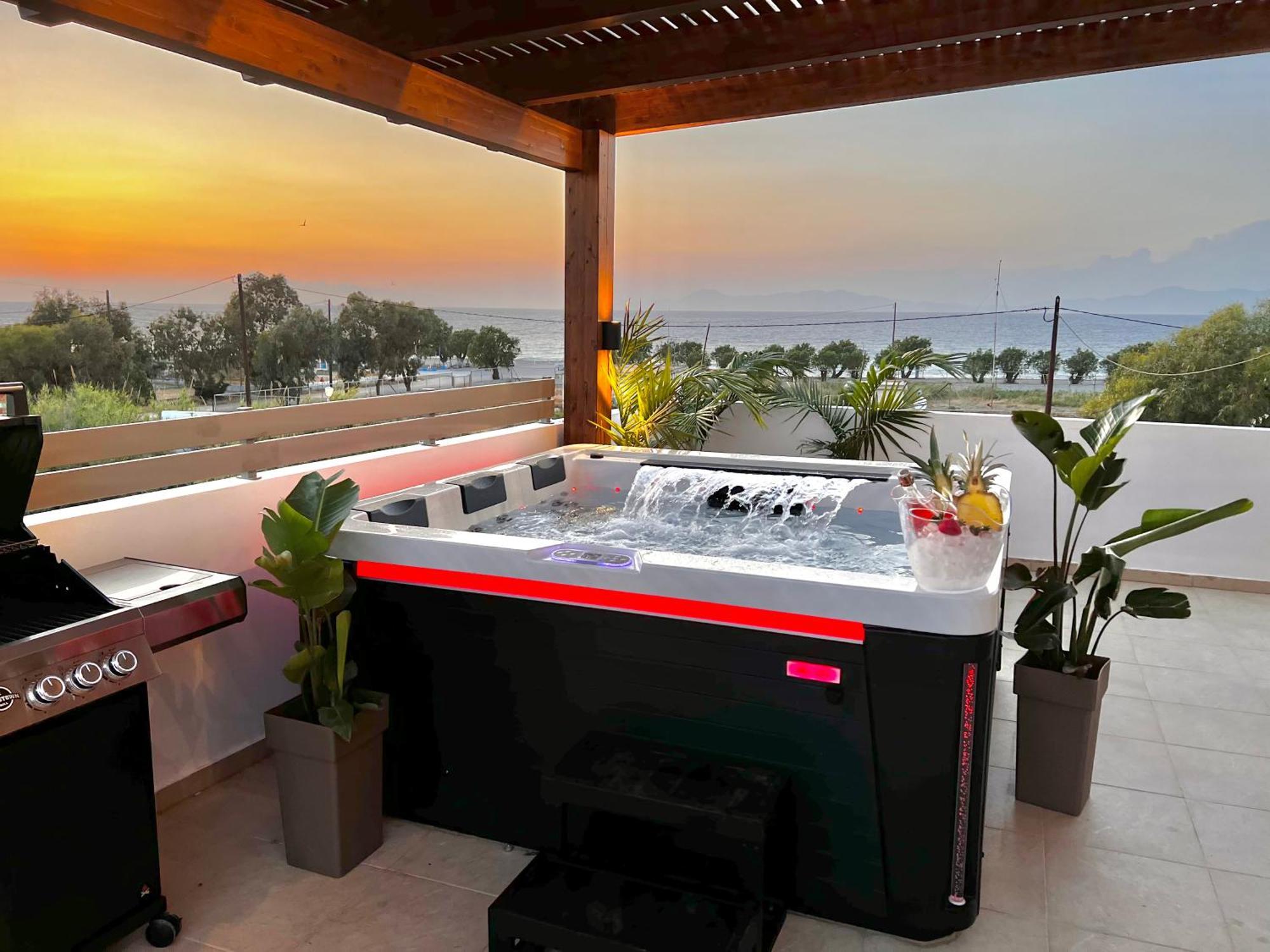 Odyssea Top View & Hot Jacuzzi Front Beach Kremasti  Exterior photo